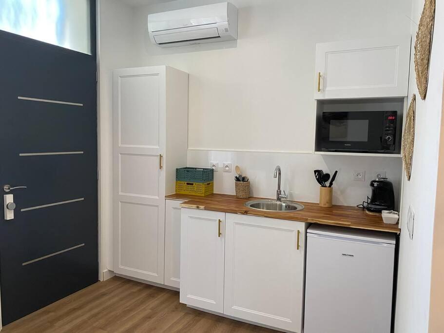 Narbonne : Logement Idealement Situe エクステリア 写真